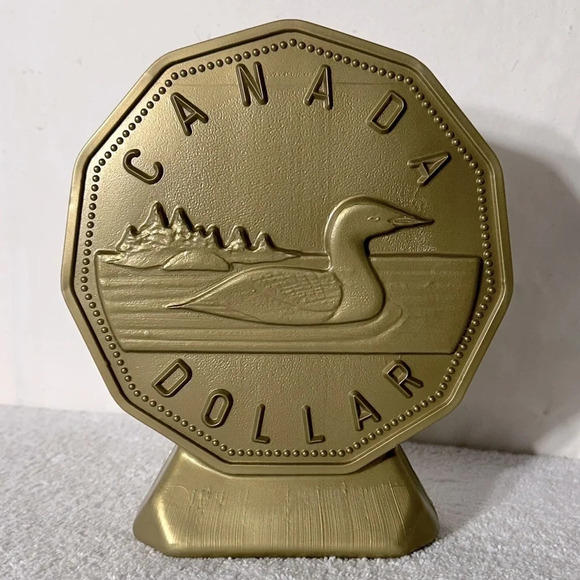 Vintage Playtoy Industries Plastic Loonie Coin Bank Piggy Bank - Picture 3 of 8